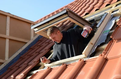 Pose de fenêtres de toit Velux à Rampoux